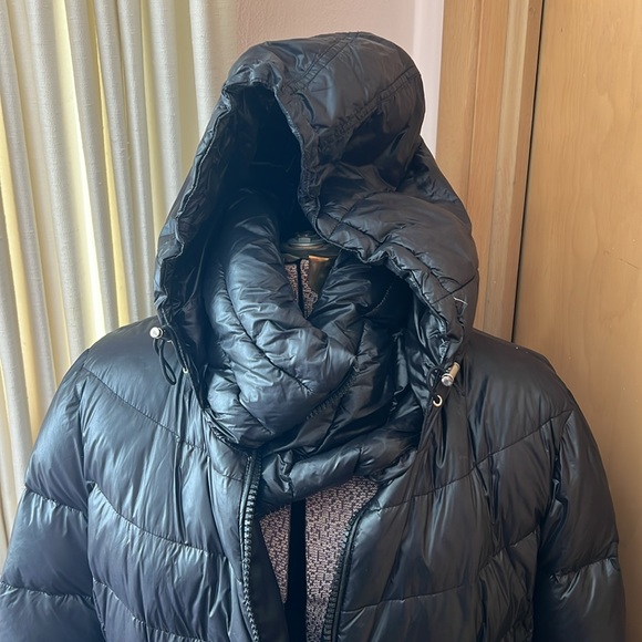 Calvin Klein light puffer jacket new - Picture 3 of 5